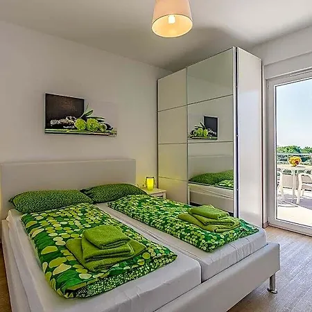 Stefanja Modern Retreat 4*