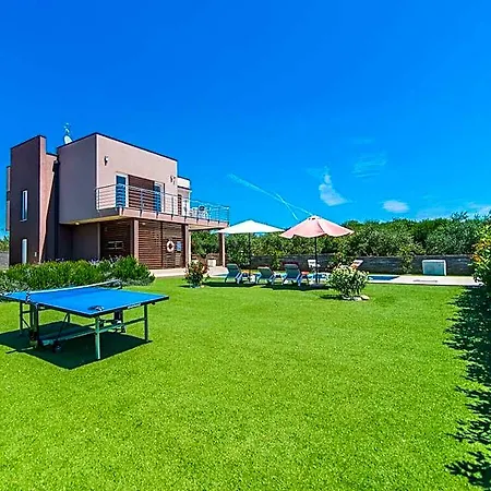 호텔 Stefanja Modern Retreat